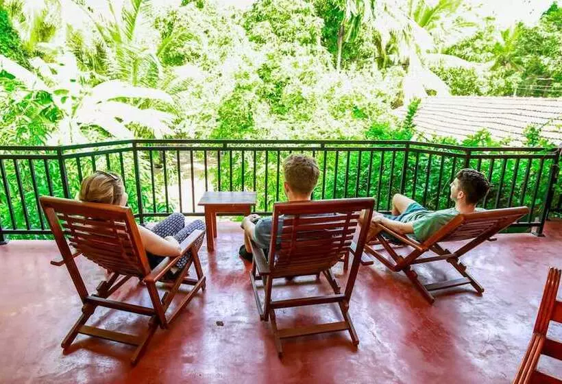 Fotos del hotel La Safari Inn Tissamaharama:  5
