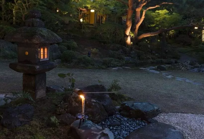 Fotos del hotel Nanzenji Sando Kikusui:  11