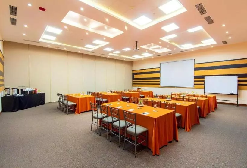 Fotos del hotel Hostería Rincón De Puembo:  18