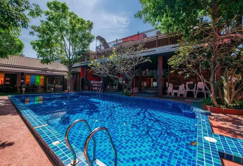 Fotos del hotel The Train Resort & Sauna:  10