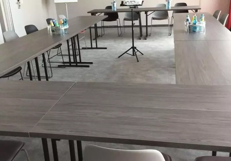 Fotos del hotel Campanile Leipzig Halle Airport:  6
