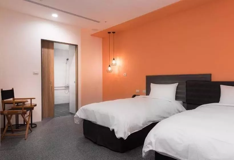 Fotos del hotel Half:  1