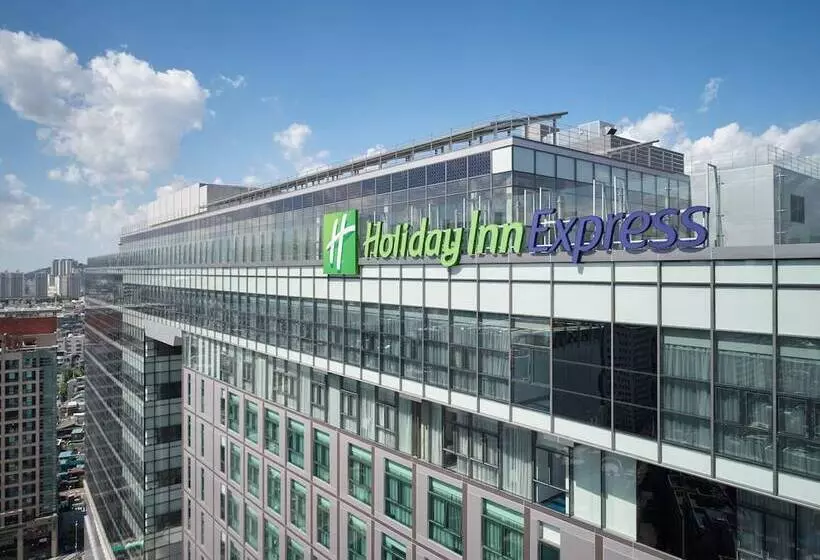 Fotos del hotel Holiday Inn Express Seoul Hongdae, An Ihg:  8
