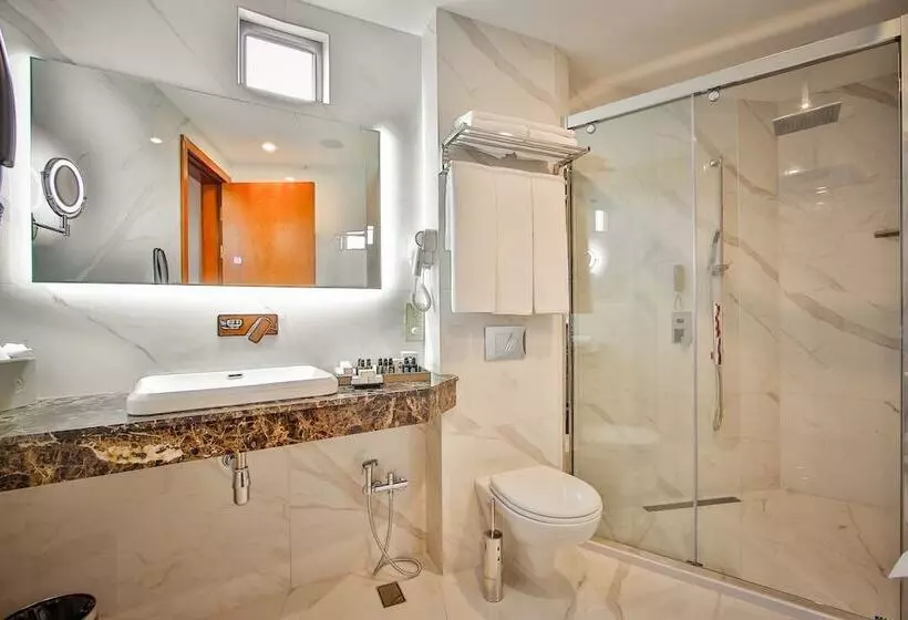 Fotos del hotel New Tiflis:  9