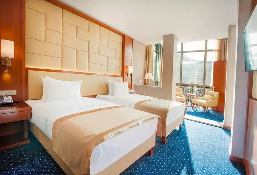 Fotos del hotel New Tiflis:  16