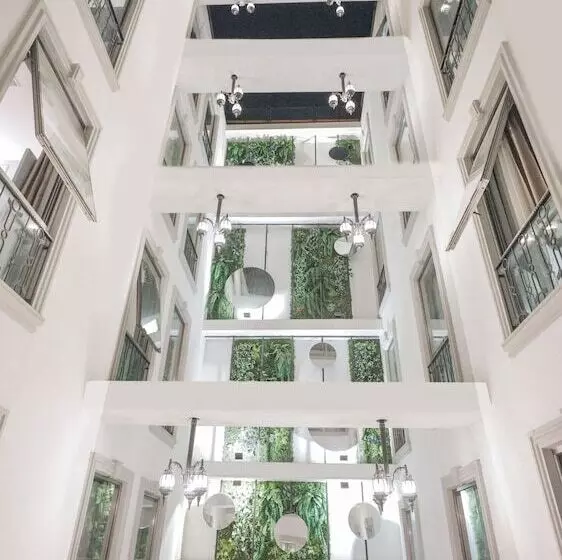 Teatro Rooms