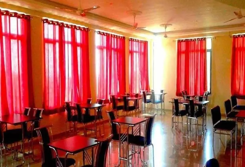 Fotos del hotel Midway Resort:  3