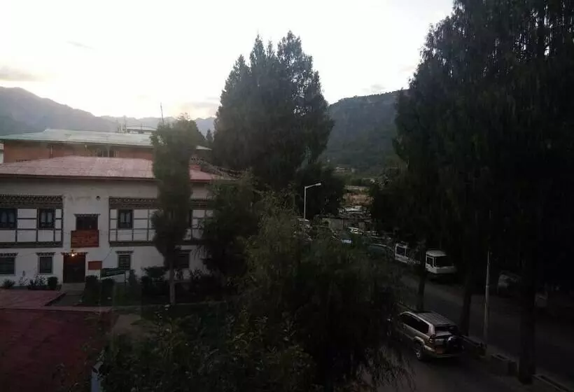 Fotos del hotel Sonam Trophel Inn:  2