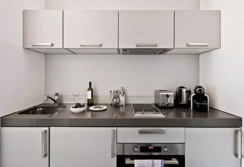 Fotos del hotel Templeton Place By Supercity Aparthotels:  10