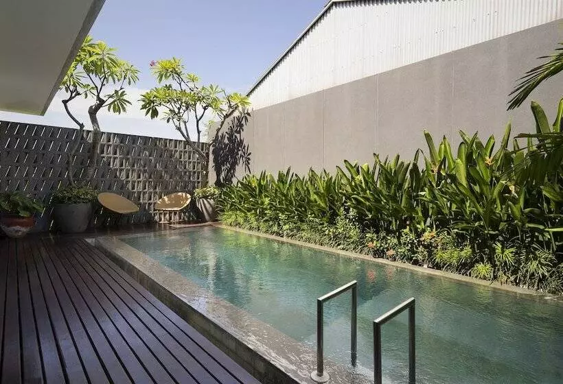 Fotos del hotel The Kemilau Hotel & Villa Canggu:  4