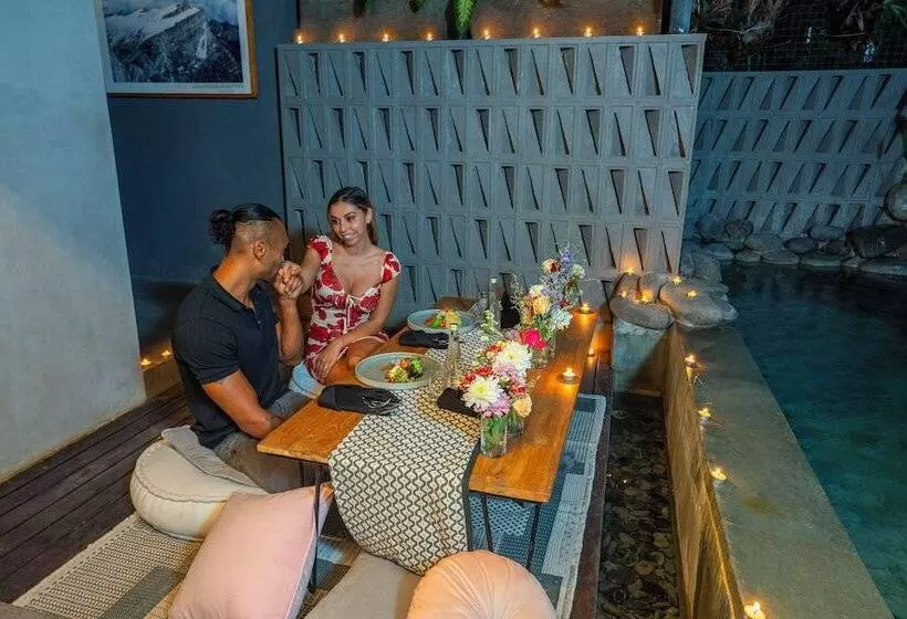 Fotos del hotel The Kemilau Hotel & Villa Canggu:  23