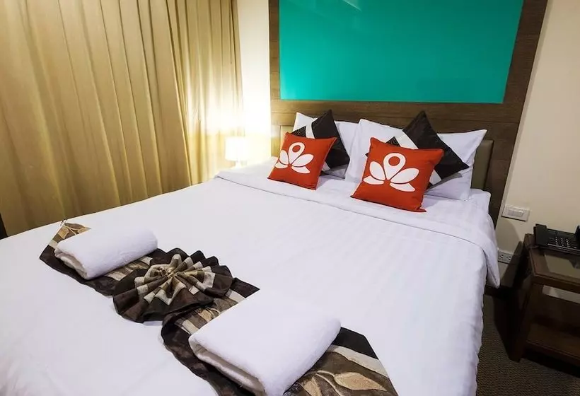 Zen Rooms Silom 12