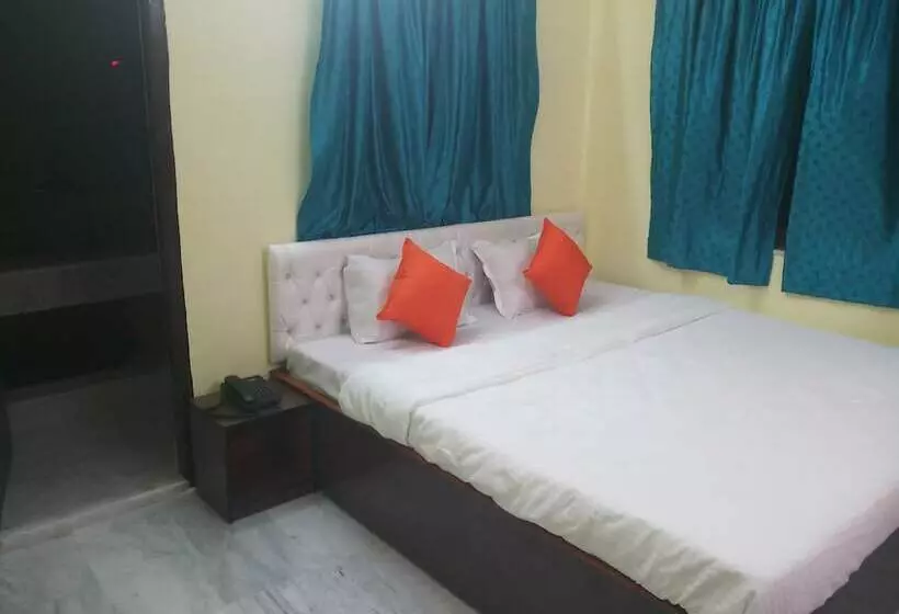 Fotos del hotel Om Shanti Guest House:  6