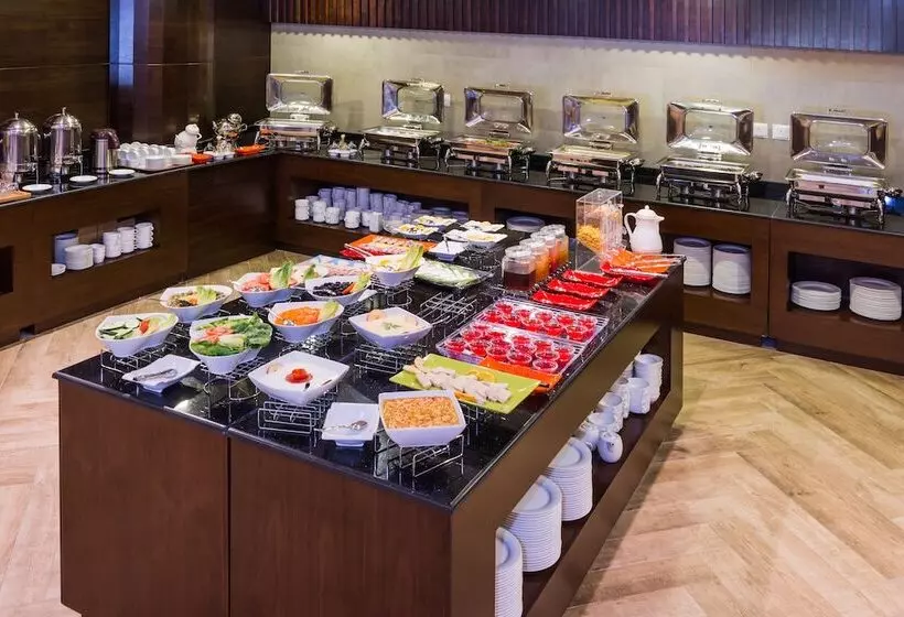 Fotos del hotel Naviti By Warwick Dammam:  11