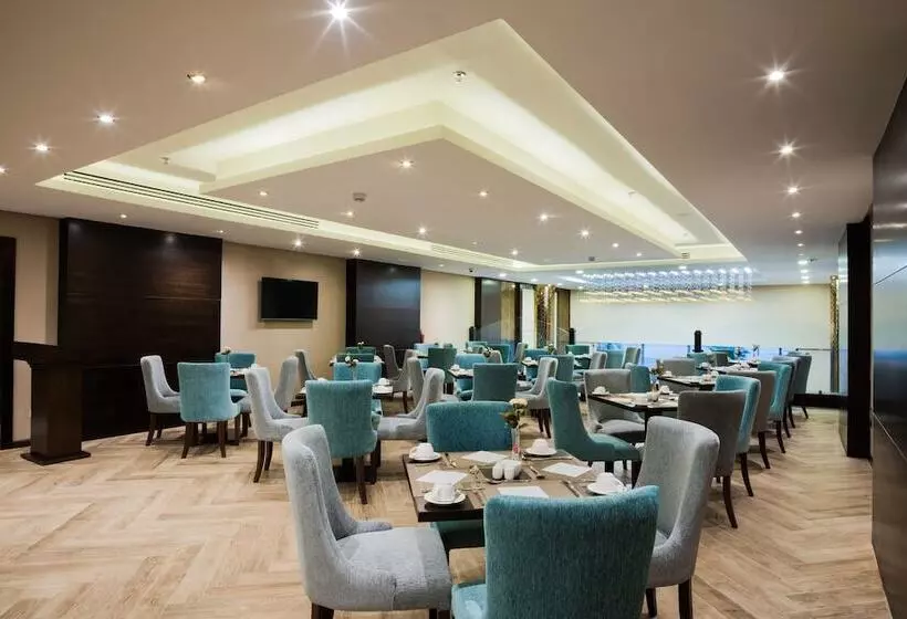 Fotos del hotel Naviti By Warwick Dammam:  18