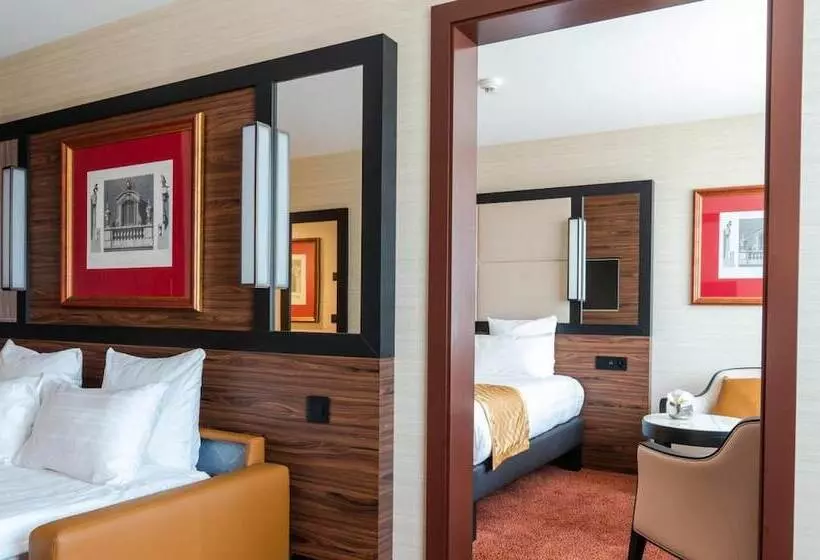 Fotos del hotel Nash Suites Airport:  8