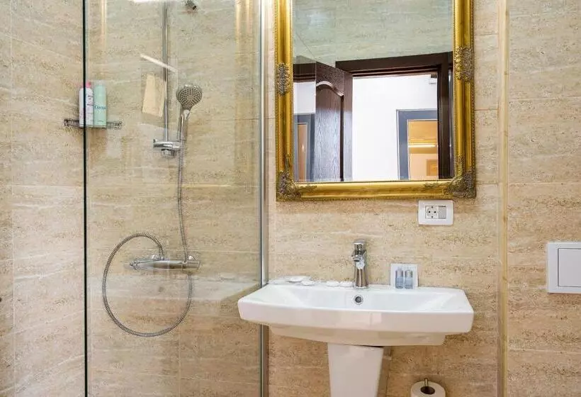 Fotos del hotel Poet Palace Bucharest:  21