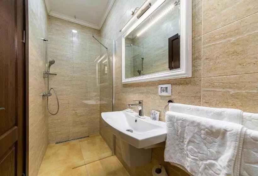 Fotos del hotel Poet Palace Bucharest:  6