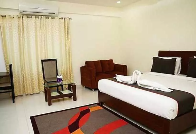 Fotos del hotel Capital O 16971 Hotel Lorven:  21