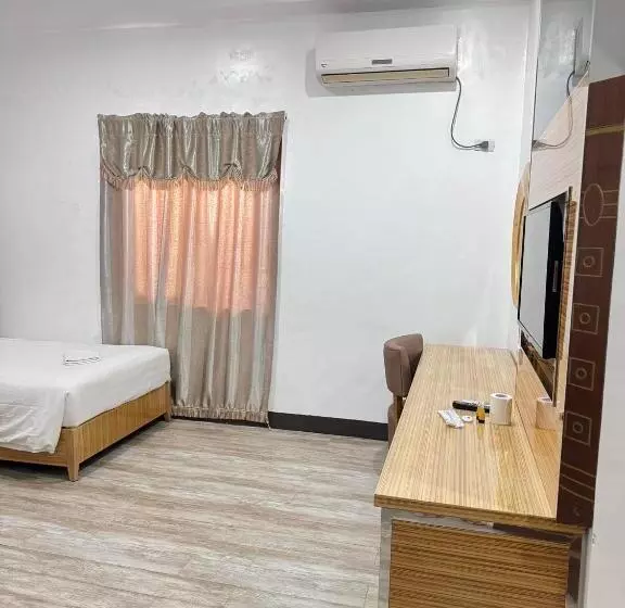 Fotos del hotel Jeamco Royal Palawan:  11