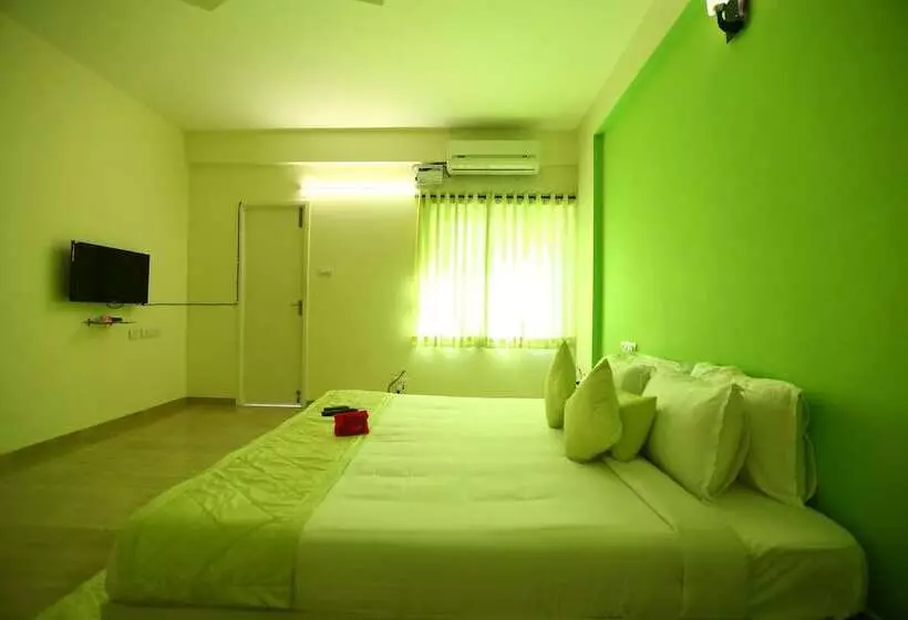 Fotos del hotel Oyo 2391 Greentree Serviced Apartment:  11