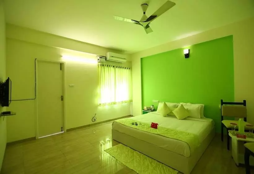 Fotos del hotel Oyo 2391 Greentree Serviced Apartment:  23
