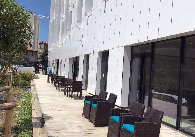 Fotos del hotel Toyoko Inn Marseille Saint Charles:  2