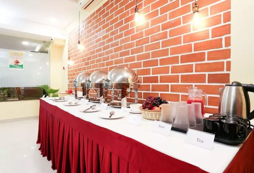 Fotos del hotel Treebo Trip Sr Residency:  2