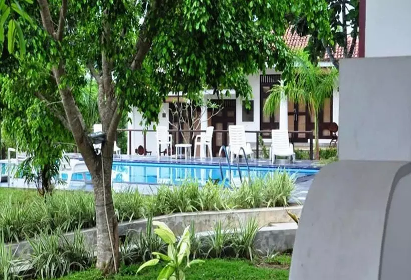 Fotos del hotel Fort Edge Retreat:  8