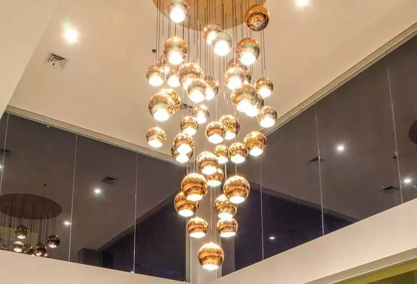 Fotos del hotel @hom Premiere Gkb Gresik:  12