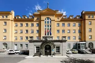 Exe Victoria Palace - San Lorenzo de el Escorial