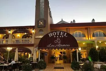 Los Bronces - Lucena