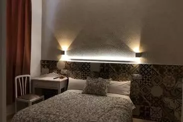 阿爾法羅旅館 - 馬德里