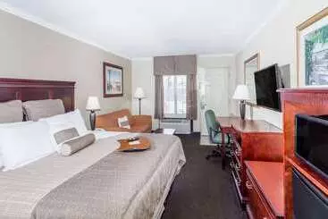 Days Inn By Wyndham Destin - Destin