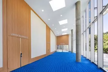 Sheraton Vancouver Wall Centre - Vancouver