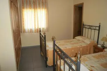 Hostal Miraflor De Las Cadenas - Cuacos de Yuste