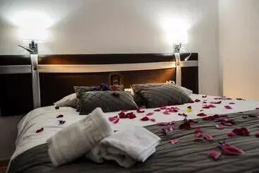 Hostal Las Palomas - Fernan Nunyez