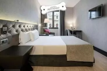 Ilunion Bel Art - Barcelona