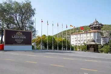 Ladonia Hotels Adakule - Kusadasi