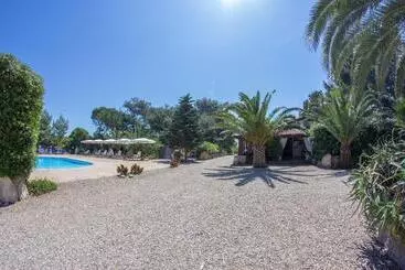 Albergo Residenziale Menhirs - Tavernelle in val di Pesa