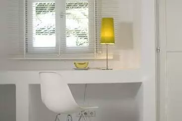 Kapetan Tasos Suites - Milos