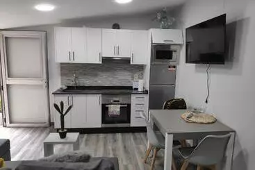 Apartamento Con Patio Cerca De La Playa - Bueu