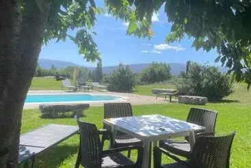 Casa Rural De Un Artista En Plena Naturaleza Piscina Y Parque De Esculturas En Villarcayo - Villarcayo de Merindad de Castilla la Vieja