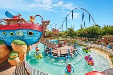 Mansion de Lucy  Includes Portaventura Park & Ferrari Land Tickets - Salou