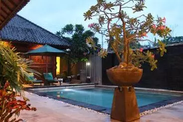 M Adison Gilli - Lombok