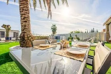 Apartamento En Urbanización Residencial   Roble, 5 - Salteras