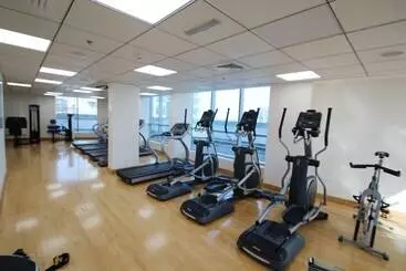 Kennedy Towers   Bay Central - The Greens