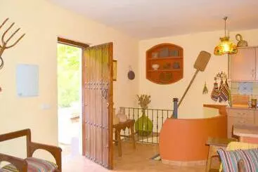Charming House With Mountain View In Siles + Garden - Siles