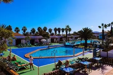 Bungalows Castillo Club Lake - كاليتا دي فوستي