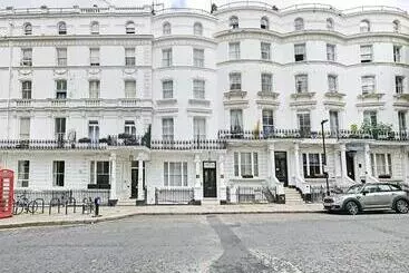 The Chapter   The J Hyde Park - London